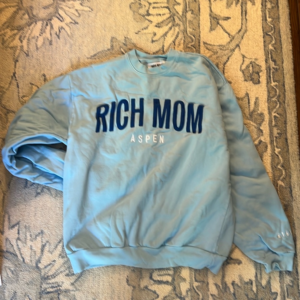 Rich Mom Aspen Tinx Sweatshirt Limited Edition